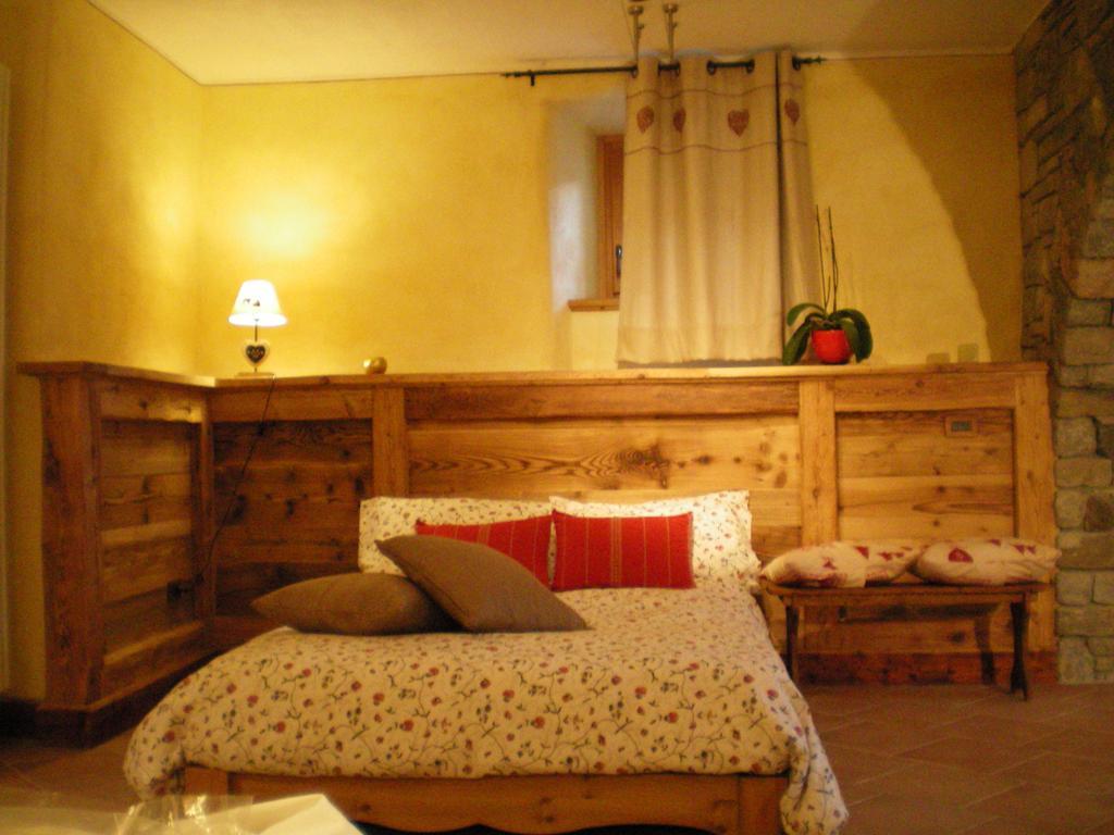 Hotel Au Coeur Verrayes Habitación foto